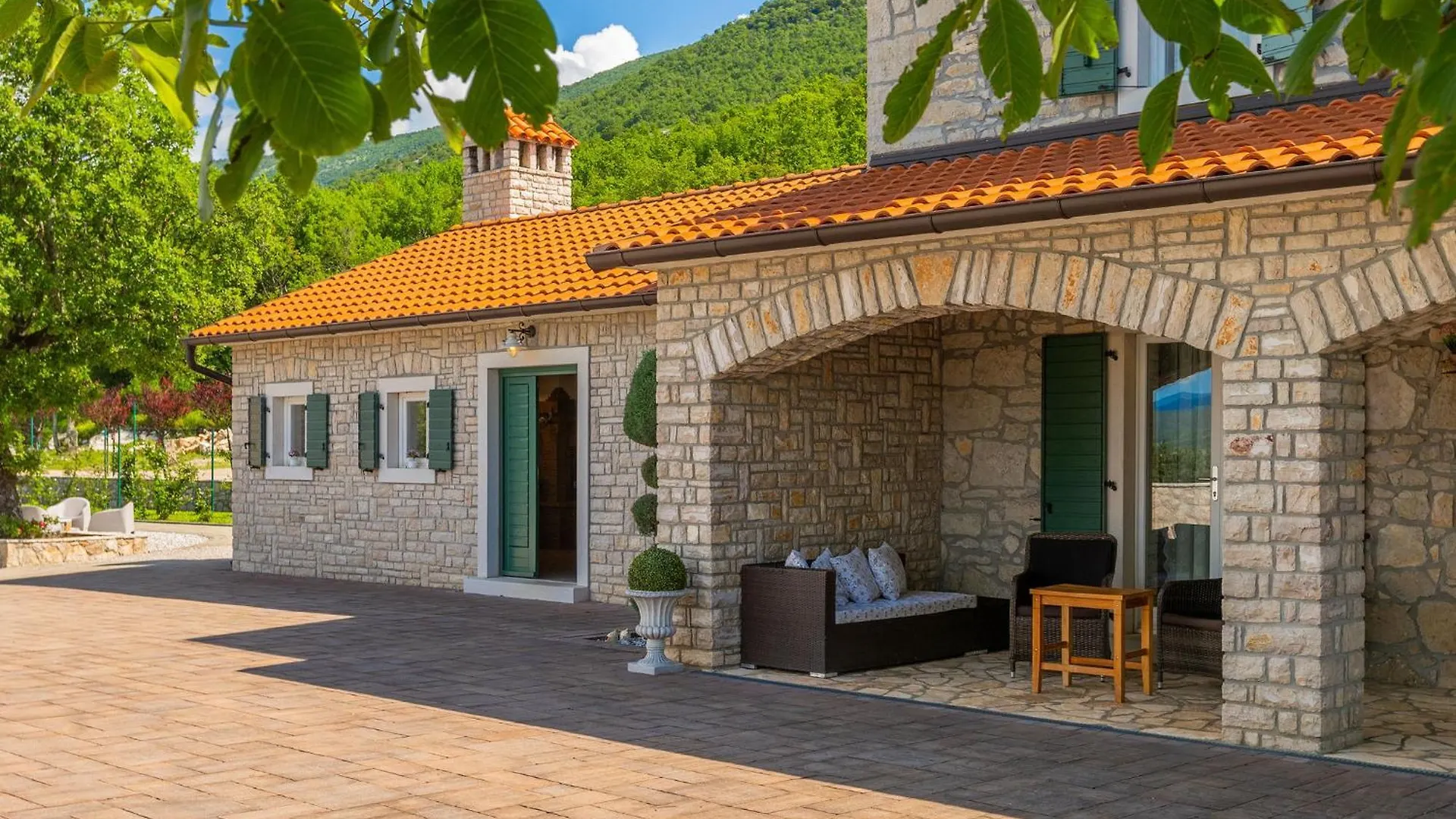Holiday Home Villa Skavre By Interhome Krsan 0*,